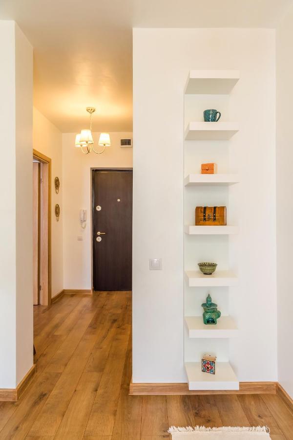 Studio T By Mrg Apartments Bukarest Exteriör bild
